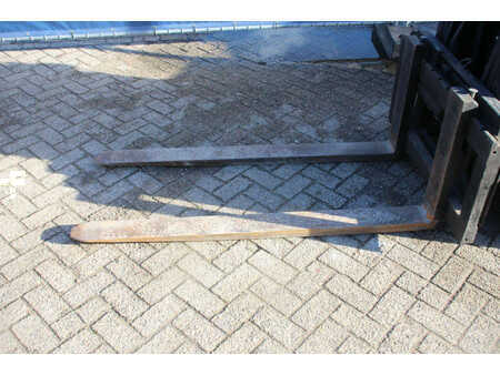 Elektro čtyřkolový VZV 2006  Toyota 7FBMF30 (11)