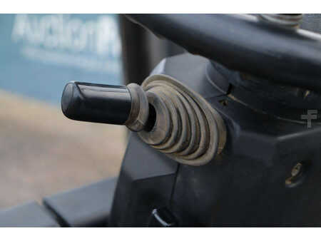 El truck - 4 hjulet - Nissan 1N1L18Q (24)