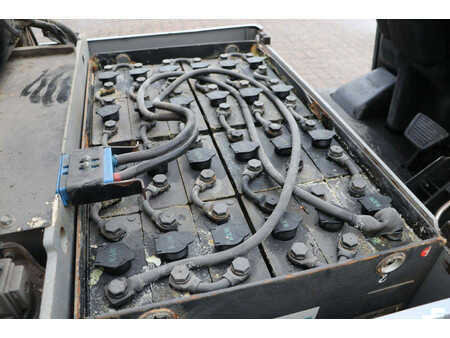 El truck - 4 hjulet - Nissan 1N1L18Q (31)