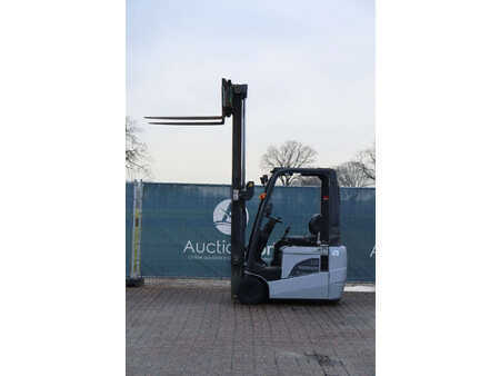 El truck - 4 hjulet - Nissan 1N1L18Q (33)