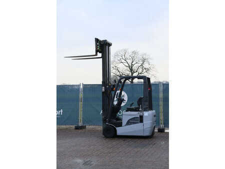 El truck - 4 hjulet - Nissan 1N1L18Q (34)