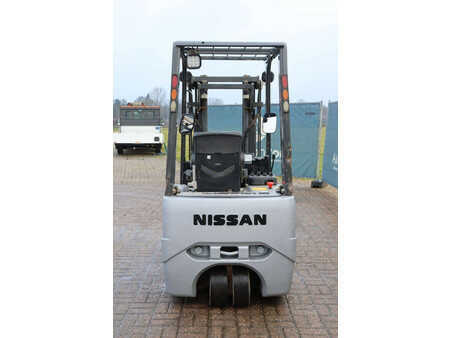 El truck - 4 hjulet - Nissan 1N1L18Q (5)