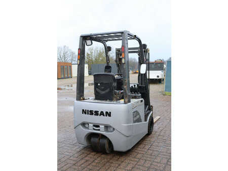 El truck - 4 hjulet - Nissan 1N1L18Q (6)