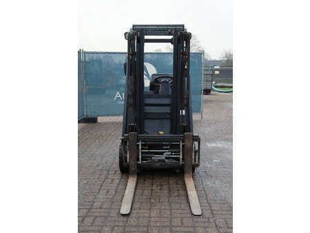 El truck - 4 hjulet - Nissan 1N1L18Q (8)