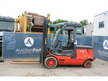 Elektro čtyřkolový VZV 2006  Linde E48P (1)