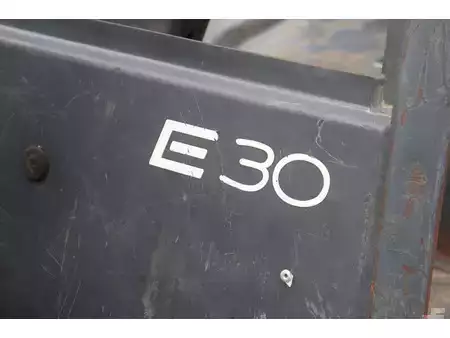 Electric - 4 wheels 1998  Linde E30-01 (13)