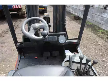Electric - 4 wheels 1998  Linde E30-01 (20)