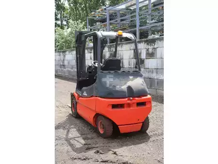 Electric - 4 wheels 1998  Linde E30-01 (4)