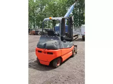 Electric - 4 wheels 1998  Linde E30-01 (6)