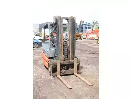 Electric - 4 wheels 1998  Linde E30-01 (7)