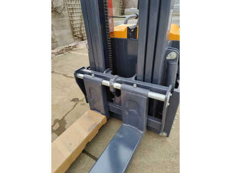 Stoccatori - Nycheki EW15 (14)