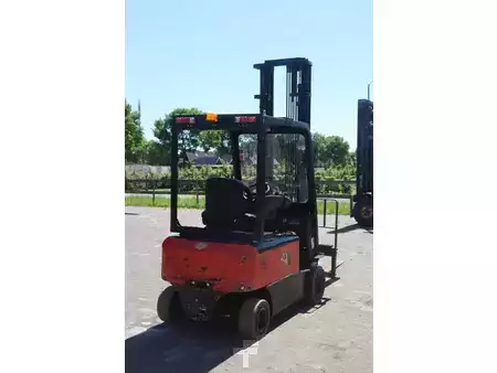 Elektryczne 4-kołowe 2018  EP Equipment CPD20FVD8 (6)