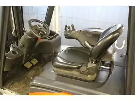 Elektrisk- 4 hjul - Linde E16 (20)