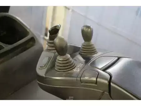 Elektrisk- 4 hjul - Linde E16 (24)