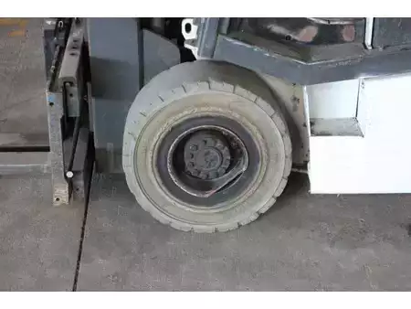 Elektrisk- 4 hjul 2015  Unicarriers G1Q2L25Q (13)