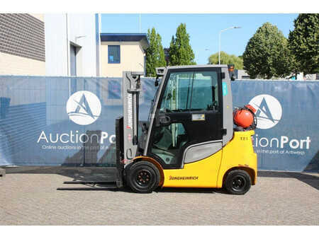 Empilhador a gás 2020  Jungheinrich TFG 320S (2)