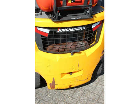 Empilhador a gás 2020  Jungheinrich TFG 320S (20)