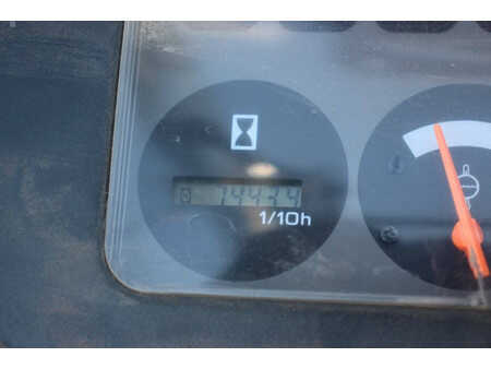 Wózki gazowe 2000  Nissan USD02A30PQ (27)