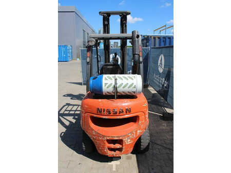 Wózki gazowe 2000  Nissan USD02A30PQ (4)