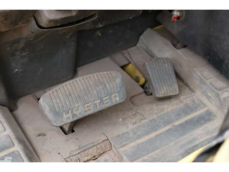 LPG Forklifts 1998  Hyster H2.50XM (16)