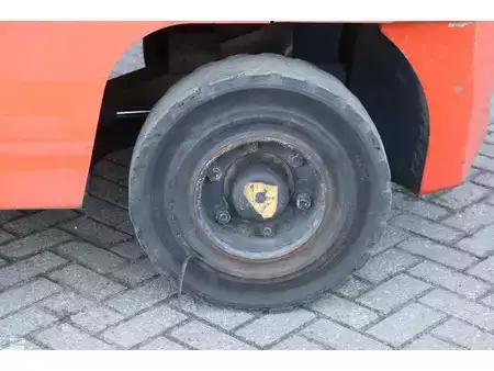 Diesel heftrucks 1987  Yale DFG-5.0 M (13)