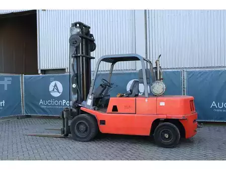 Diesel heftrucks 1987  Yale DFG-5.0 M (3)