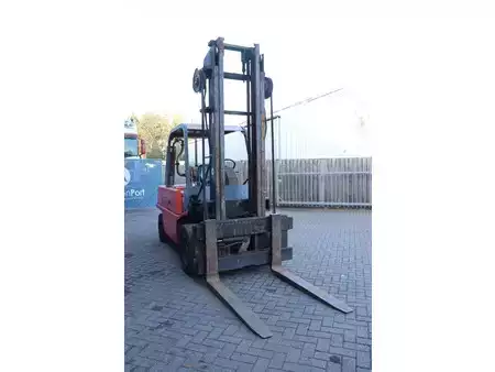 Diesel heftrucks 1987  Yale DFG-5.0 M (7)