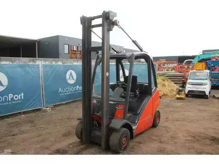 Terrenggående gaffeltruck 2013  Linde H25T (11)