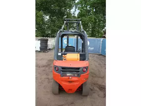 Terrenggående gaffeltruck 2013  Linde H25T (7)