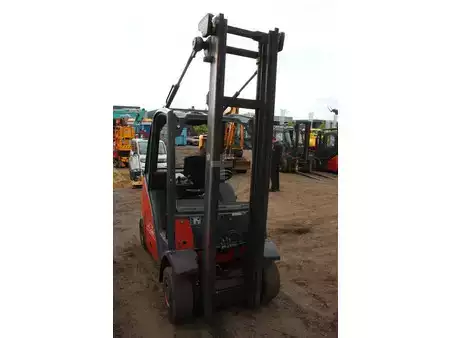 Terrenggående gaffeltruck 2013  Linde H25T (9)