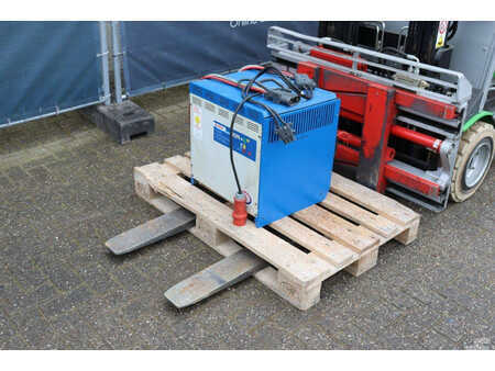 Elektro 4 Rad 2011  Cesab B318 (10)