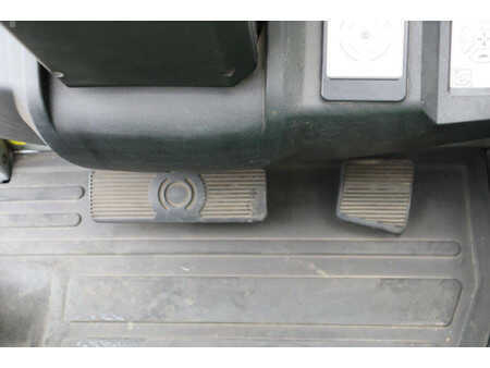 Elektro 4 Rad 2011  Cesab B318 (22)