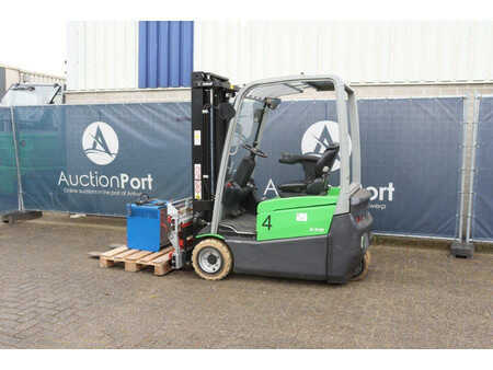 Elektro 4 Rad 2011  Cesab B318 (3)