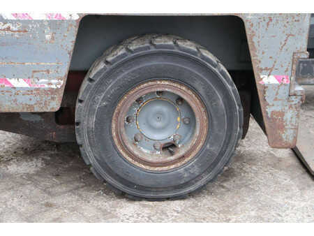 Seitenstapler 2000  Baumann DX40 12 51TR (10)