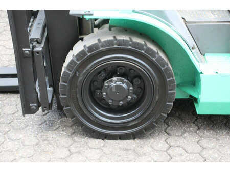 Carrelli elevatori GPL 2014  Mitsubishi FG25NT (16)