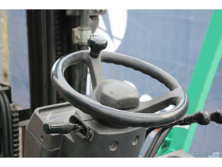 Carrelli elevatori GPL 2014  Mitsubishi FG25NT (25)