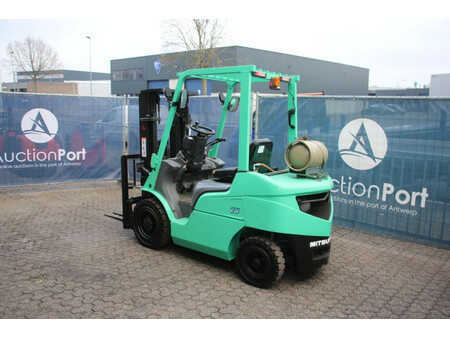 Carrelli elevatori GPL 2014  Mitsubishi FG25NT (3)