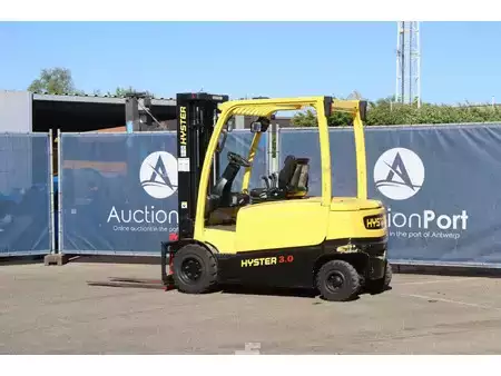 Eléctrica de 4 ruedas 2010  Hyster J3.0XN-861 (3)