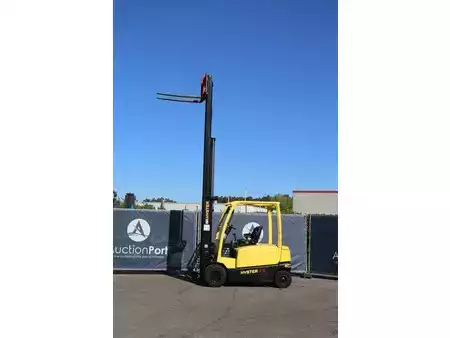 Eléctrica de 4 ruedas 2010  Hyster J3.0XN-861 (30)