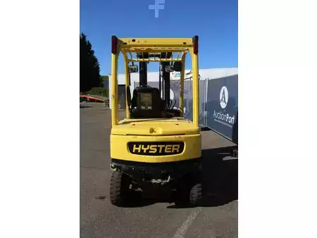 Eléctrica de 4 ruedas 2010  Hyster J3.0XN-861 (5)