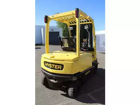 Eléctrica de 4 ruedas 2010  Hyster J3.0XN-861 (6)
