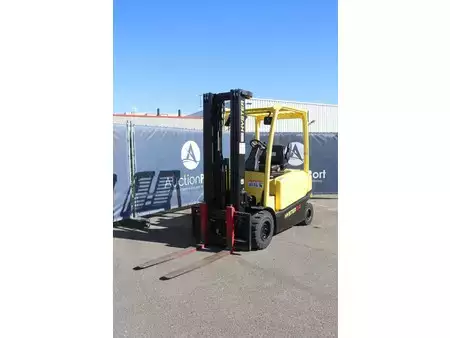 Eléctrica de 4 ruedas 2010  Hyster J3.0XN-861 (9)