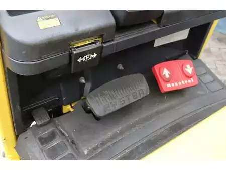 Elektromos 4 kerekű 2002  Hyster E3.00XM-847 (22)