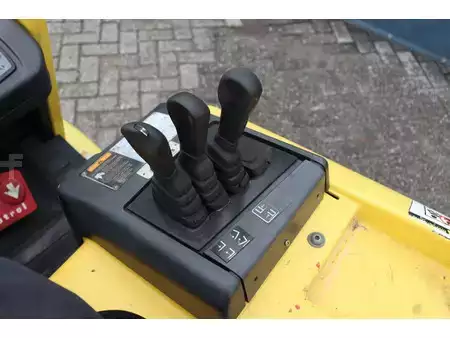 Elektromos 4 kerekű 2002  Hyster E3.00XM-847 (26)