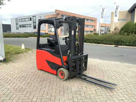 4-wiel elektrische heftrucks 2016  Linde E16H-02 (7)