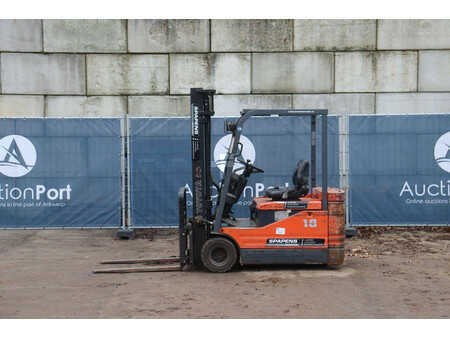 Chariots électriques à 4 roues 2000  Toyota 5FBE18 (2)