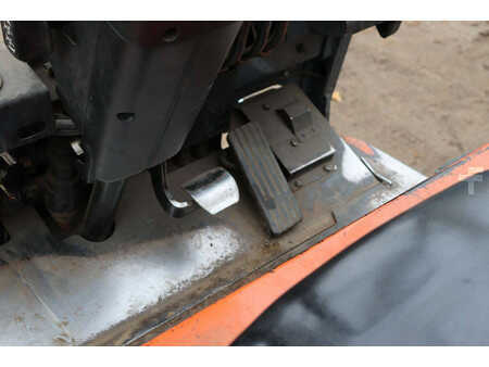 Chariots électriques à 4 roues 2000  Toyota 5FBE18 (25)