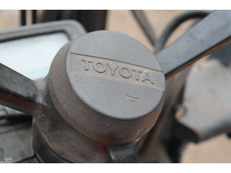 Chariots électriques à 4 roues 2000  Toyota 5FBE18 (29)