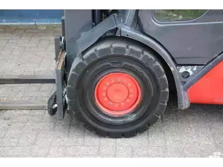 Diesel Forklifts 2011  Linde H25D (10)