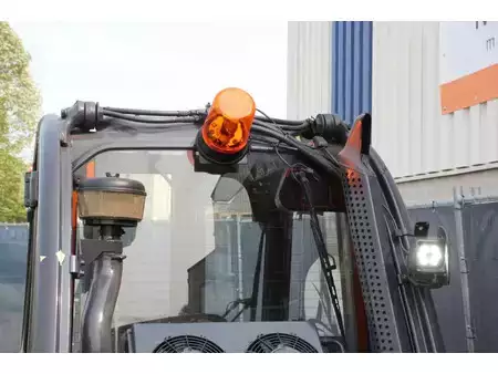 Diesel Forklifts 2011  Linde H25D (12)
